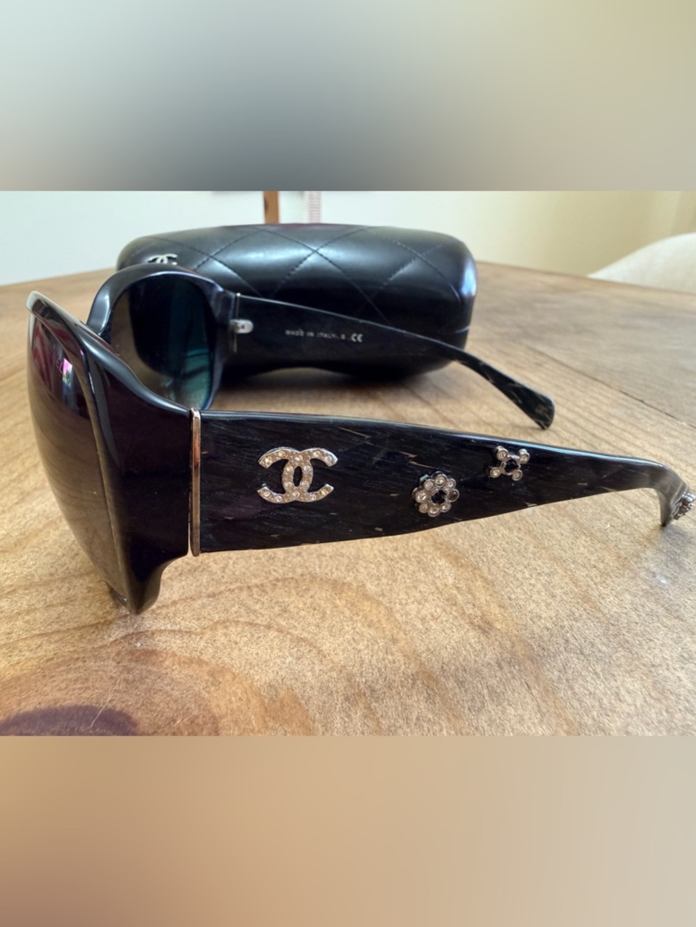 CHANEL Black Gradient Lens Women's Sunglasses - Picture 2 of 5